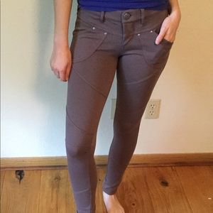 Free people stretchy pants S XS 26 💜💙💜